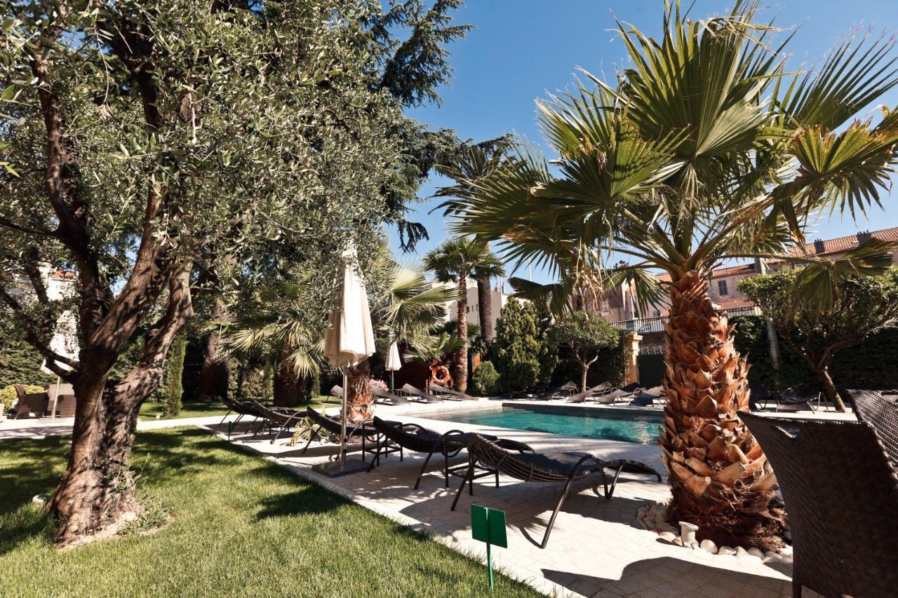 Golden Tulip Cannes Hotel De Paris Eksteriør billede