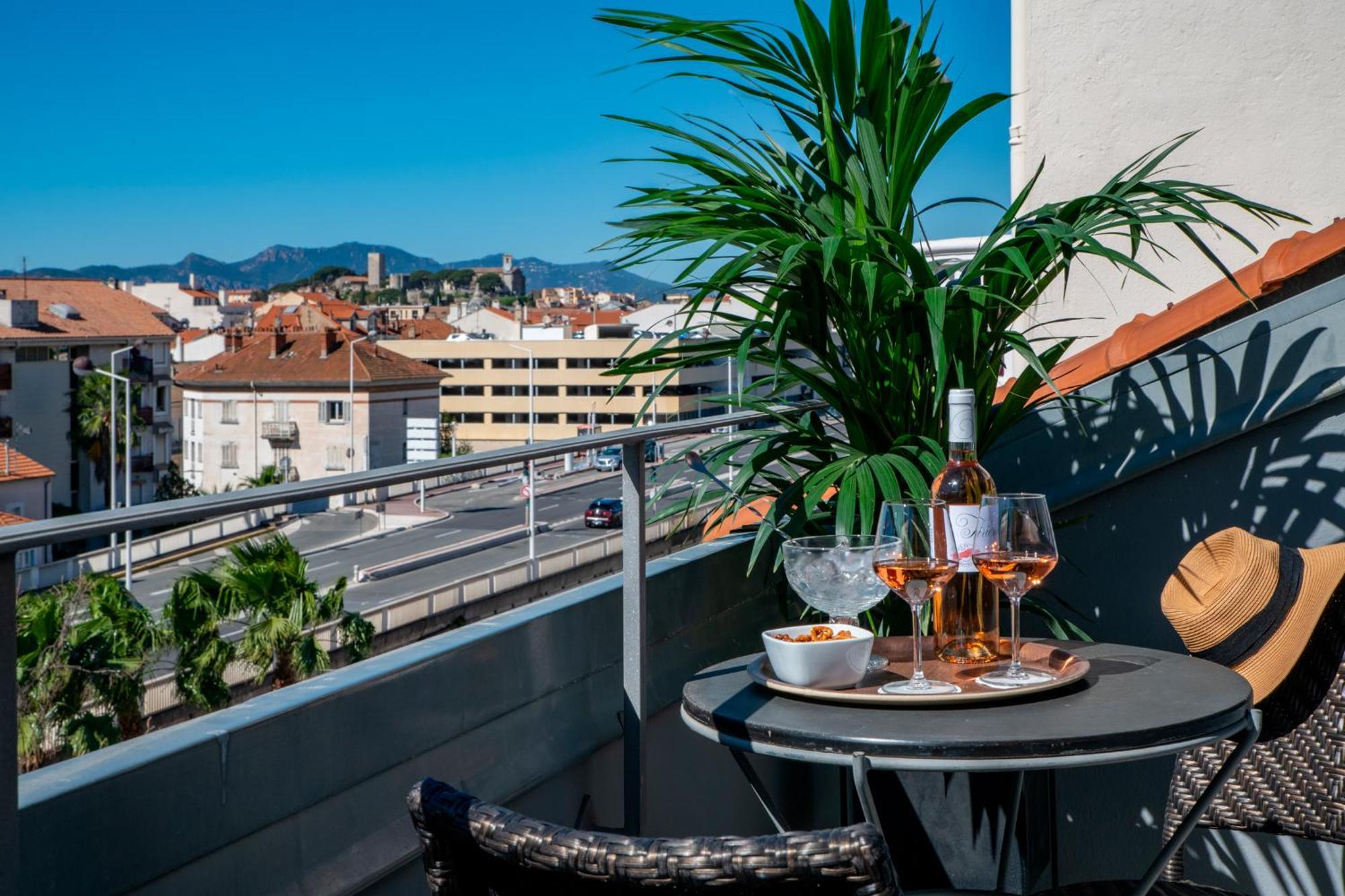 Golden Tulip Cannes Hotel De Paris Eksteriør billede