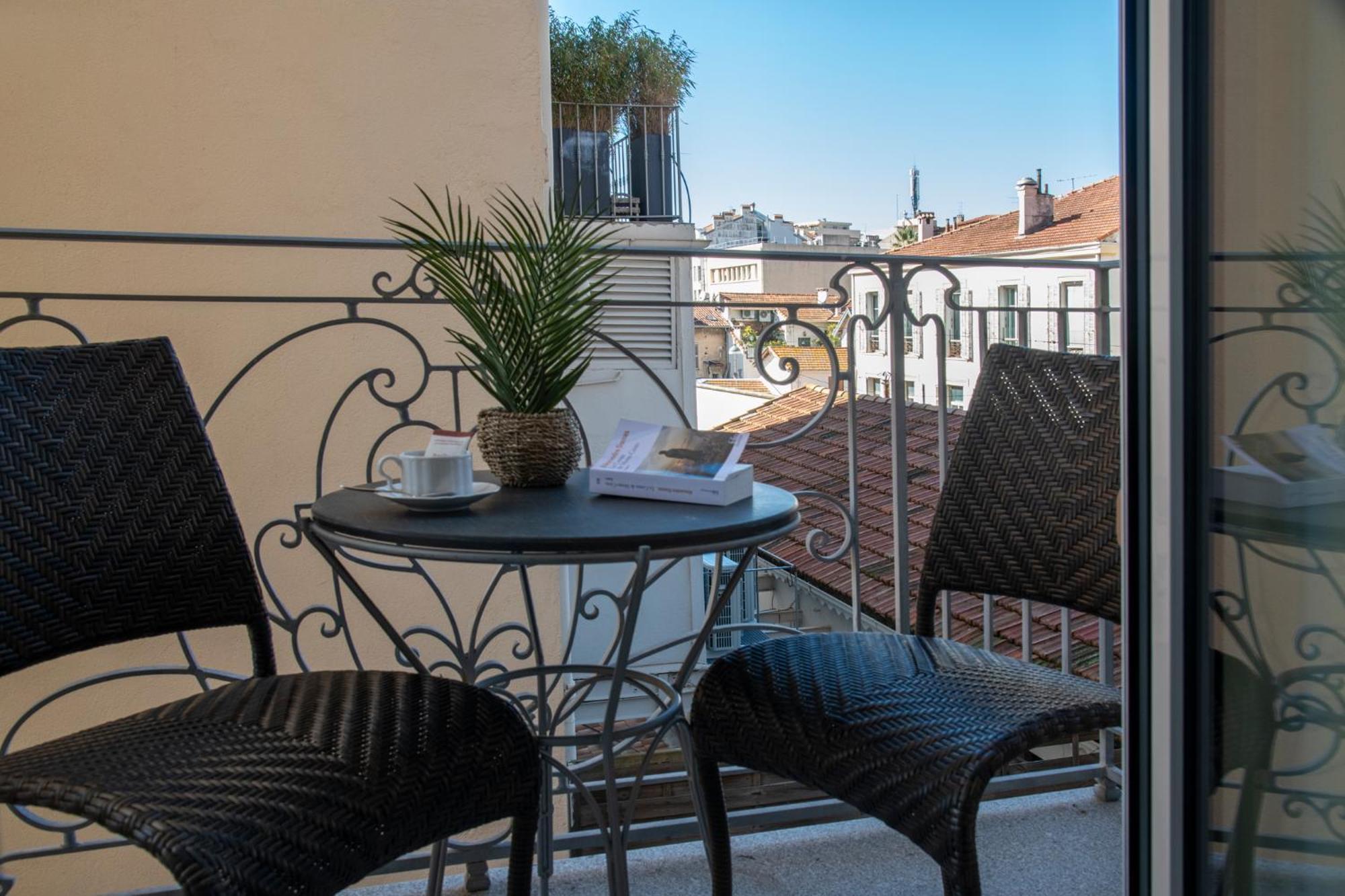Golden Tulip Cannes Hotel De Paris Eksteriør billede